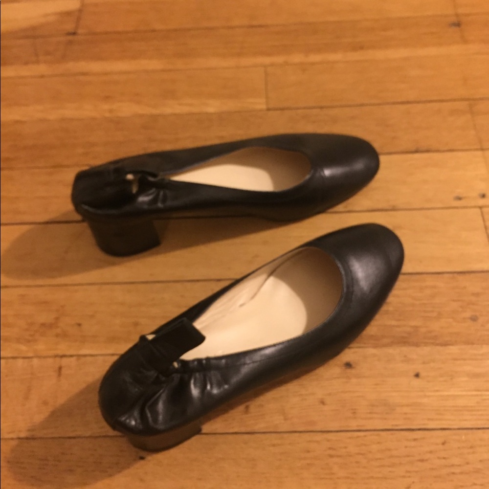 Everlane Day Heel in Black - Picture 3 of 4